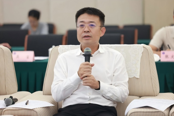 书记(1).jpg